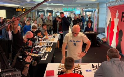 Faszination Schach im Rhein-Ruhr-Zentrum: Simultan-Action in Mülheim