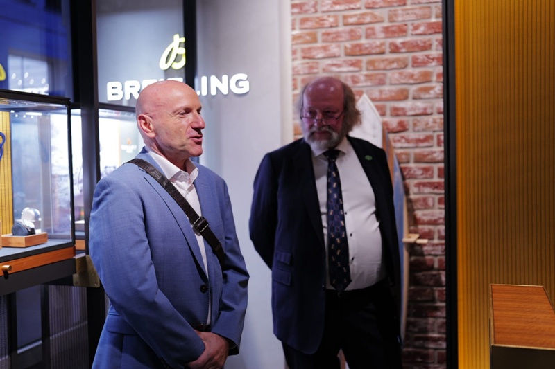 Meine Wenigkeit mit Bernhard Riess